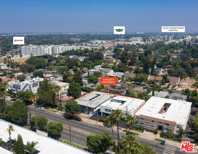 Image 1 of 52 For 15115 Victory Boulevard