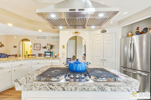 Image 4 of 60 For 34688 Stage Drive