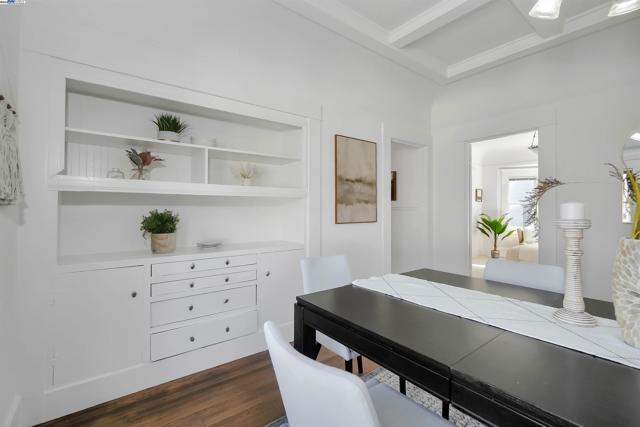 1781 B St, Hayward CA: https://media.crmls.org/mediaz/5e4107e4-1c82-4ca7-b59d-ea6c56790411.jpg