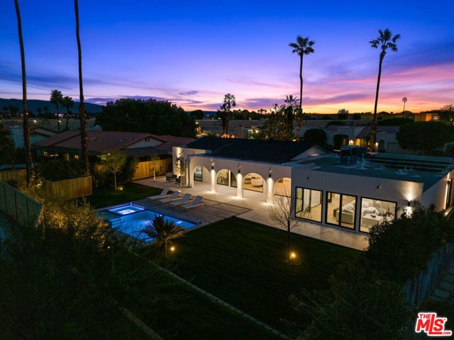 80100 Vista Grande, La Quinta CA: https://media.crmls.org/mediaz/5e412cad-488a-4180-85a6-341819af072b.jpg