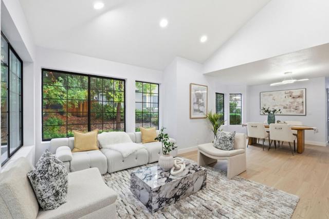 43988 Cerro Court, Fremont CA: https://media.crmls.org/mediaz/5e413800-1200-40b9-9ccc-b269e97b925a.jpg