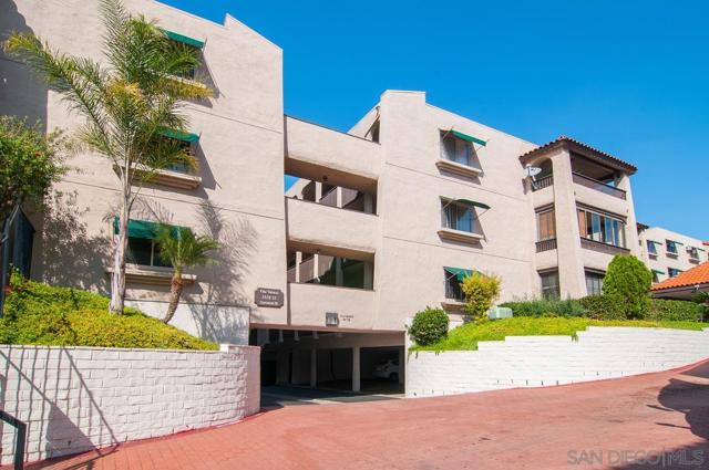 2530 Clairemont Dr, San Diego CA: https://media.crmls.org/mediaz/5e424cb2-82ac-4deb-9ae7-3122c88c916a.jpg