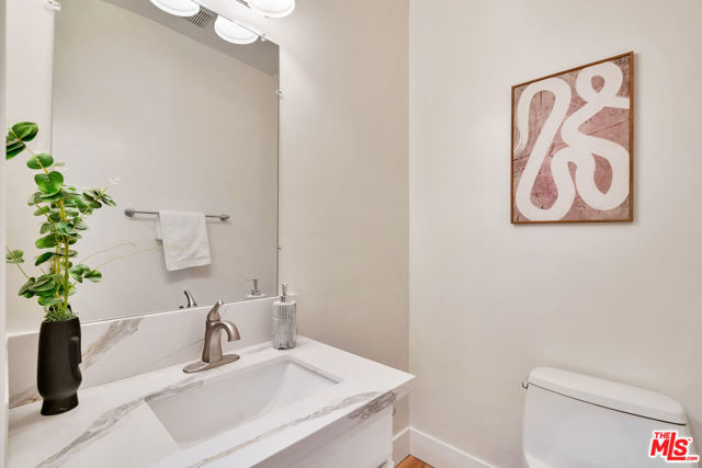 118 S Clark Drive, West Hollywood CA: https://media.crmls.org/mediaz/5e43554d-b468-4ce2-b8a4-8dc10e4618e6.jpg