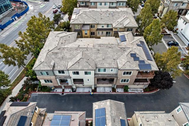 528 Odyssey Lane, Milpitas CA: https://media.crmls.org/mediaz/5e44522a-d911-4a69-a93f-fa8bdb4478eb.jpg