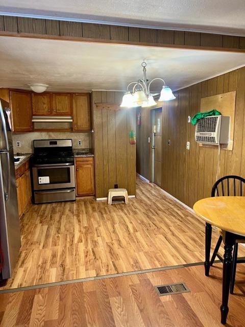 1400 Meredith, Gustine CA: https://media.crmls.org/mediaz/5e44a641-4594-492e-9221-93d26c7f86cd.jpg