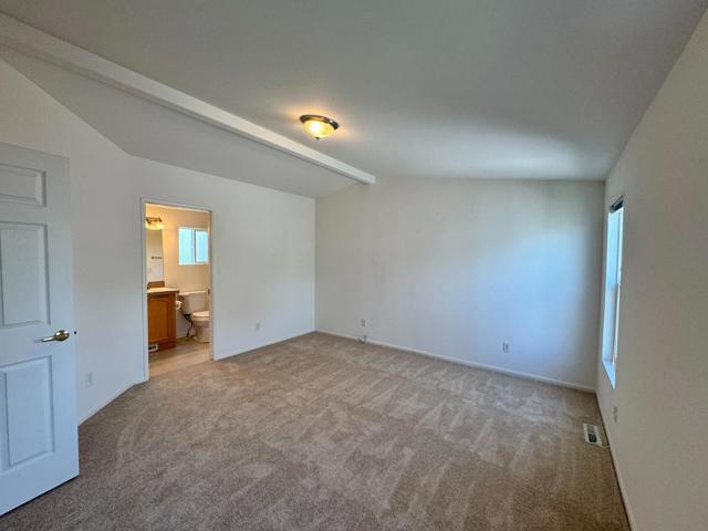 23 Sea Breeze Drive, Half Moon Bay CA: https://media.crmls.org/mediaz/5e4570a9-c711-40ff-8f5e-38da152b73d5.jpg