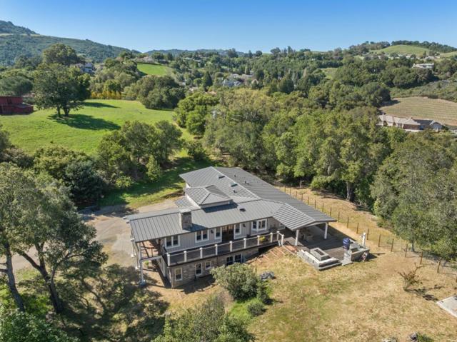 21842 Via Regina, Saratoga CA: https://media.crmls.org/mediaz/5e457e38-35ee-4f41-9213-3072e2470696.jpg