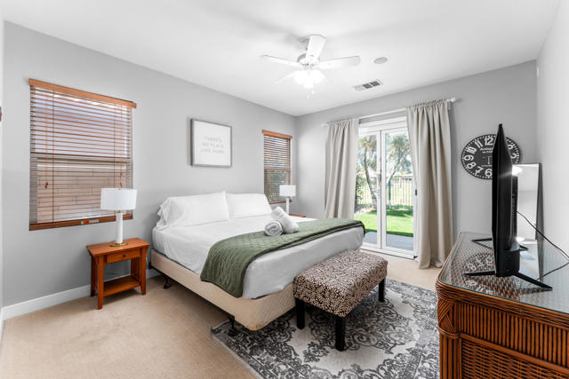 82626 Redford Way, Indio CA: https://media.crmls.org/mediaz/5e459ddf-cbd6-4b6f-9e75-2f25fe83bbbc.jpg