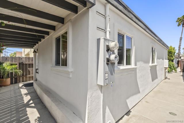 4066 Cherokee Ave, San Diego CA: https://media.crmls.org/mediaz/5e4707f9-cab2-4204-83b3-e012fe21b92c.jpg