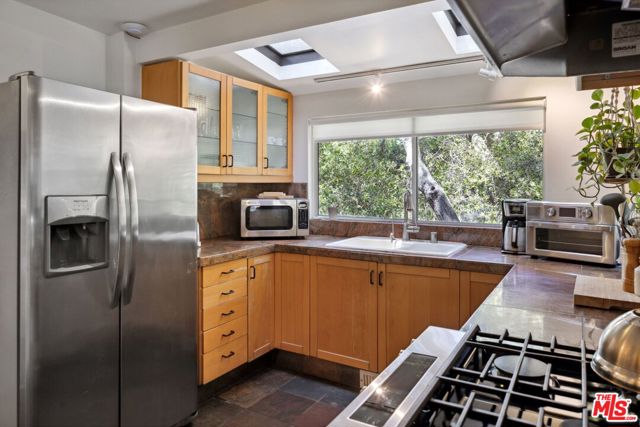 1256 N Topanga Canyon Boulevard, Topanga CA: https://media.crmls.org/mediaz/5e4863b3-aaad-440e-abe1-f5b2f557216d.jpg