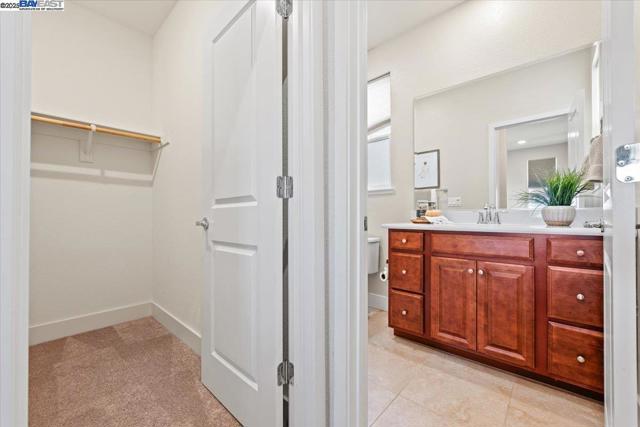 Image 35 of 60 For 2880 Stringham Way