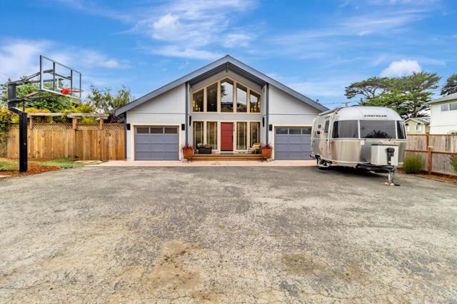 1030 Etheldore Street, Moss Beach CA: https://media.crmls.org/mediaz/5e498281-422d-4fc2-992e-197ca315dc1d.jpg