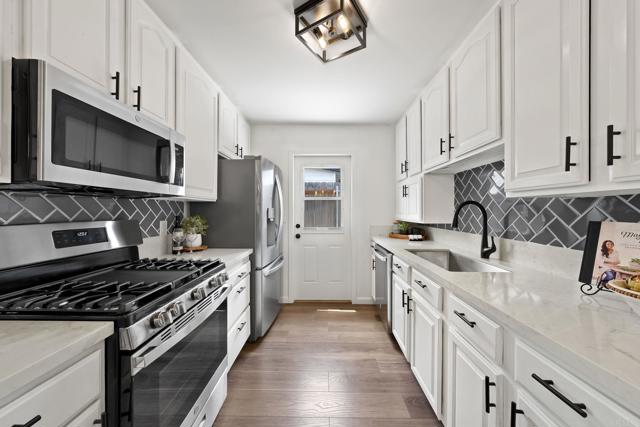 1202 Helix Avenue, Chula Vista CA: https://media.crmls.org/mediaz/5e4aceb8-cc6a-4290-9191-1c2af1930d06.jpg