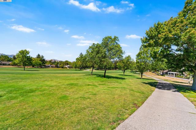 711 Glen Eagle Ct, Danville CA: https://media.crmls.org/mediaz/5e4ae49d-c634-4a5b-8832-086edf0ad57c.jpg