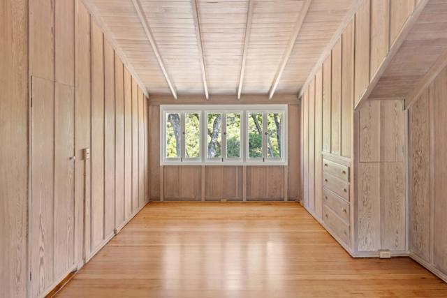 18 Upper Circle, Carmel Valley CA: https://media.crmls.org/mediaz/5e4b0000-1101-4e2a-a73c-c92b0a24c40c.jpg