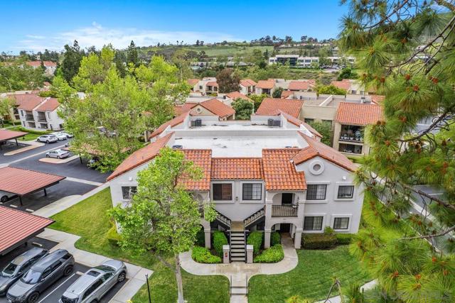 13259 Wimberly Square, San Diego CA: https://media.crmls.org/mediaz/5e4b9c0c-0b98-4be7-803d-4ea5cf91297b.jpg
