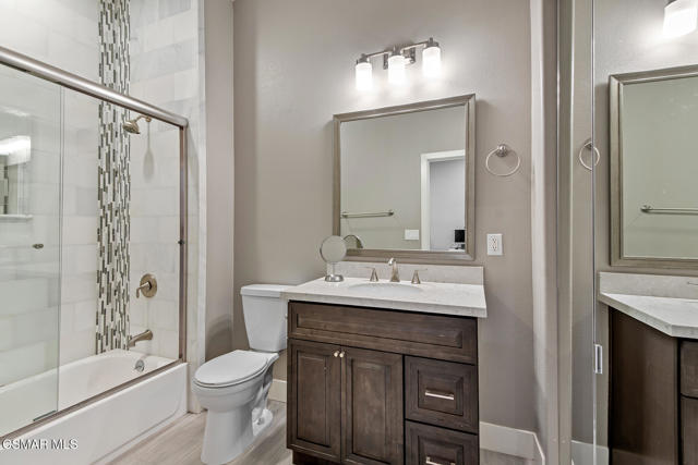 4953 Kilburn Court, Oak Park CA: https://media.crmls.org/mediaz/5e4c2a1f-5ec3-4a81-9e72-8910ccc1806e.jpg