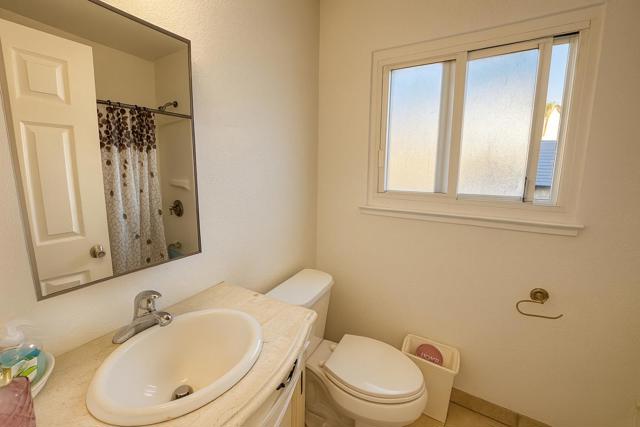 959961 Easton Avenue, San Bruno CA: https://media.crmls.org/mediaz/5e4c3e3f-40ca-4ef3-83ac-bf9f60b6334d.jpg