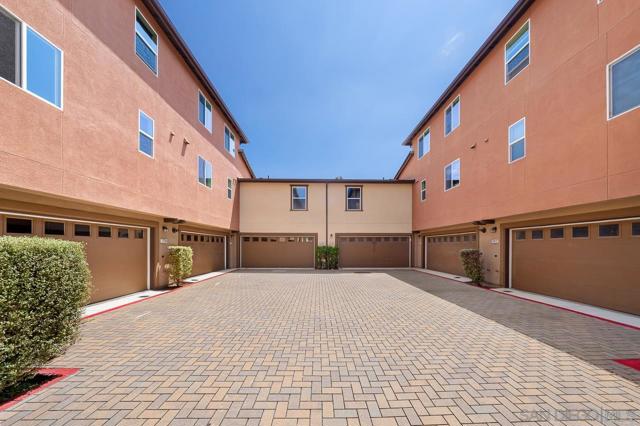 2770 Sparta Rd, Chula Vista CA: https://media.crmls.org/mediaz/5e4c9122-c306-4e80-b67f-6f1476792439.jpg