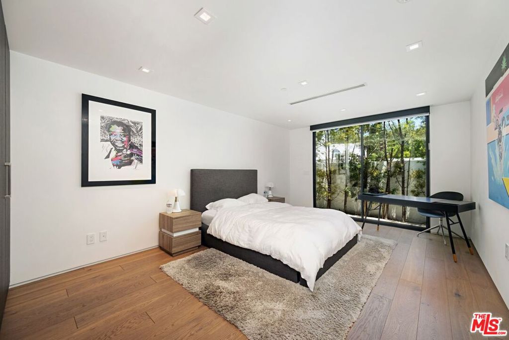 MLS #26860483 image #26