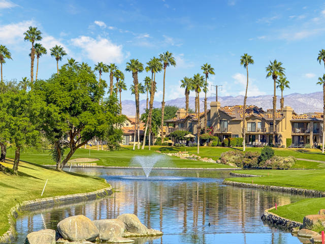 38488 Gazania Circle, Palm Desert CA: https://media.crmls.org/mediaz/5e4d1fd6-cbb9-4231-bb3a-e123a0df07bd.jpg