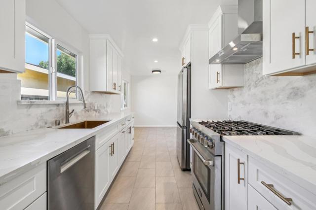 700 Gull Avenue, Foster City CA: https://media.crmls.org/mediaz/5e4e1a25-c9d7-41a0-ab56-12dec33f97ec.jpg