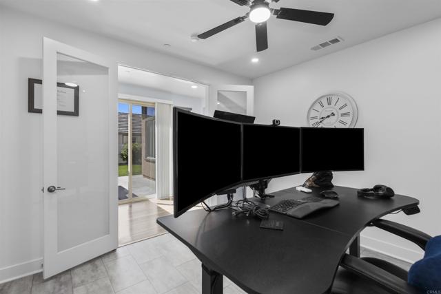 Detail Gallery Image 22 of 53 For 1749 Bowles Ct, Beaumont,  CA 92223 - 4 Beds | 3/1 Baths