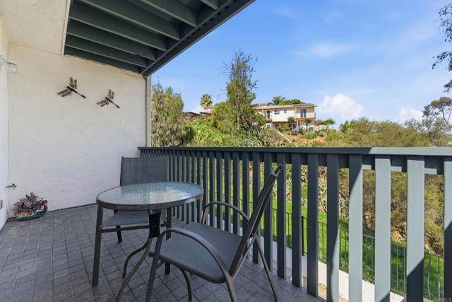 Detail Gallery Image 10 of 32 For 4950 Lantana Dr #6,  San Diego,  CA 92105 - 2 Beds | 2 Baths
