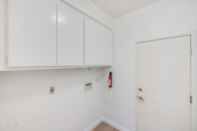 6930 Lafayette Street, Moorpark CA: https://media.crmls.org/mediaz/5e4eb89a-17f8-47f8-ac52-5ee0cdb4723c.jpg