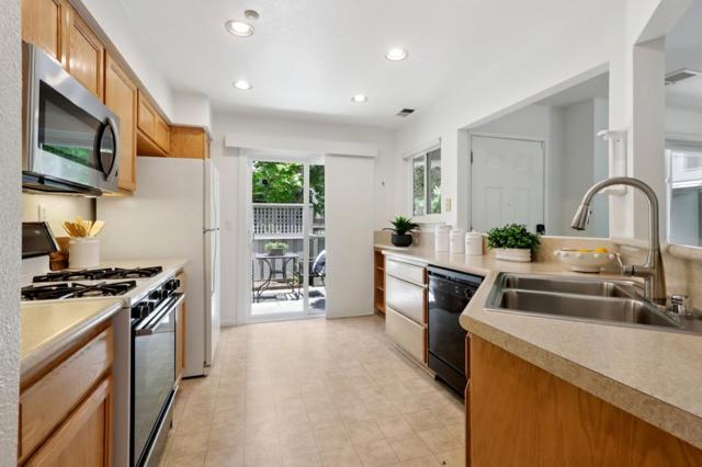 138 Griglio Drive, San Jose CA: https://media.crmls.org/mediaz/5e4ed7dc-06c0-4336-99d4-8fefcf6023a4.jpg