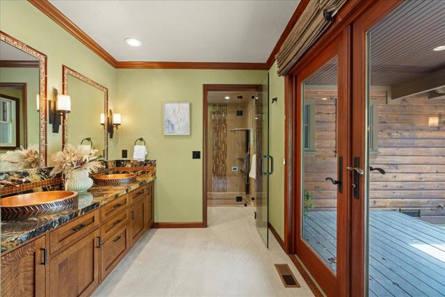 19960 Skyline Boulevard, Los Gatos CA: https://media.crmls.org/mediaz/5e4eed87-3673-4879-a993-099dbf44c93f.jpg