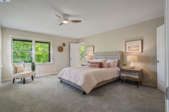 642 Centre Ct, Alameda CA: https://media.crmls.org/mediaz/5e4fe257-0032-4170-8ad1-22a7a22eb6e6.jpg