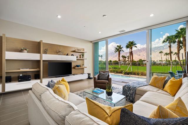 519 Soriano Way, Palm Springs, CA 92262