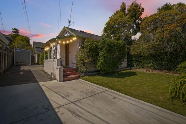 399 13th Avenue, Santa Cruz CA: https://media.crmls.org/mediaz/5e50c25f-c456-4018-8438-c75b1f71c45c.jpg