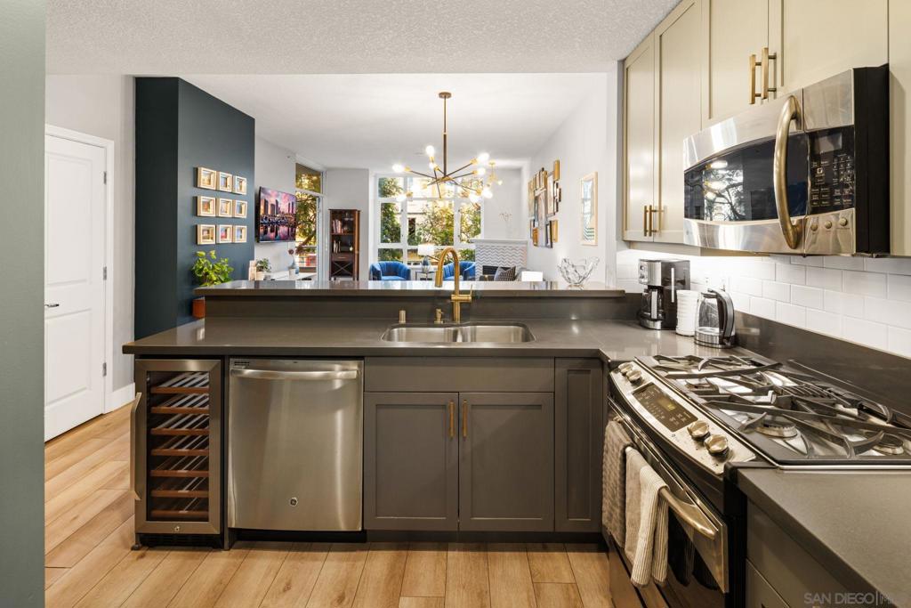 850 Beech - photo 8