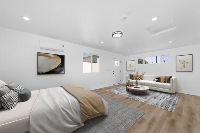 622 26 I Street, Chula Vista CA: https://media.crmls.org/mediaz/5e51d1aa-a58e-4a6c-b266-031a0b357a9b.jpg