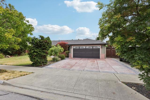 37987 Alta Drive, Fremont CA: https://media.crmls.org/mediaz/5e51fc8a-d5e3-43b0-9469-2b99f6547c94.jpg