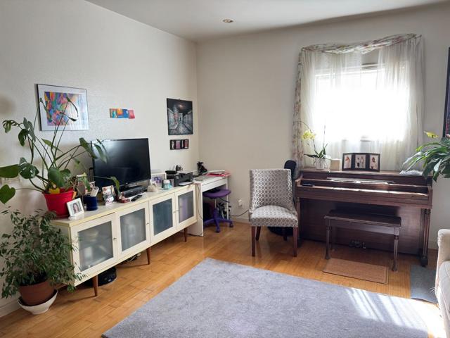 Image 32 of 39 For 3005 Harper Street