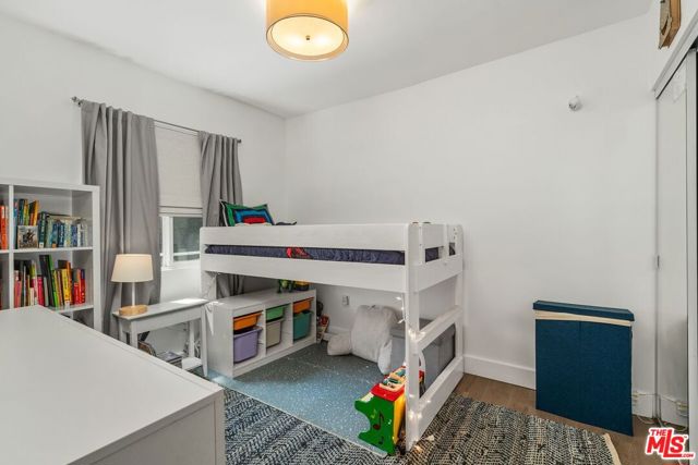 4139 Camero Avenue, Los Angeles CA: https://media.crmls.org/mediaz/5e5310bc-d1c1-447d-af66-91ff7b6d9779.jpg