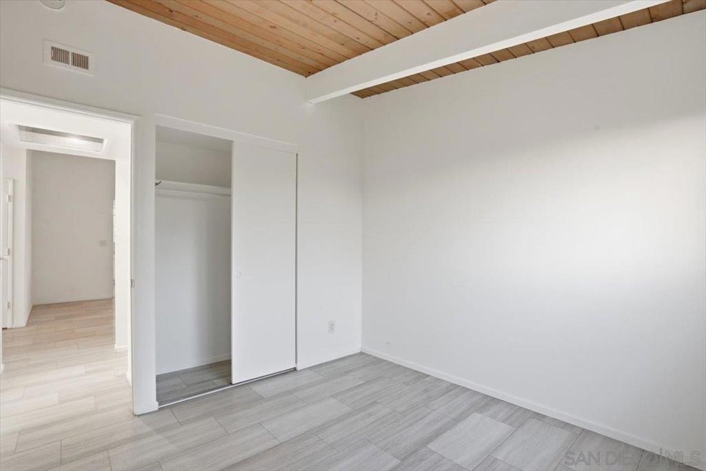 MLS #250043105SD image #22