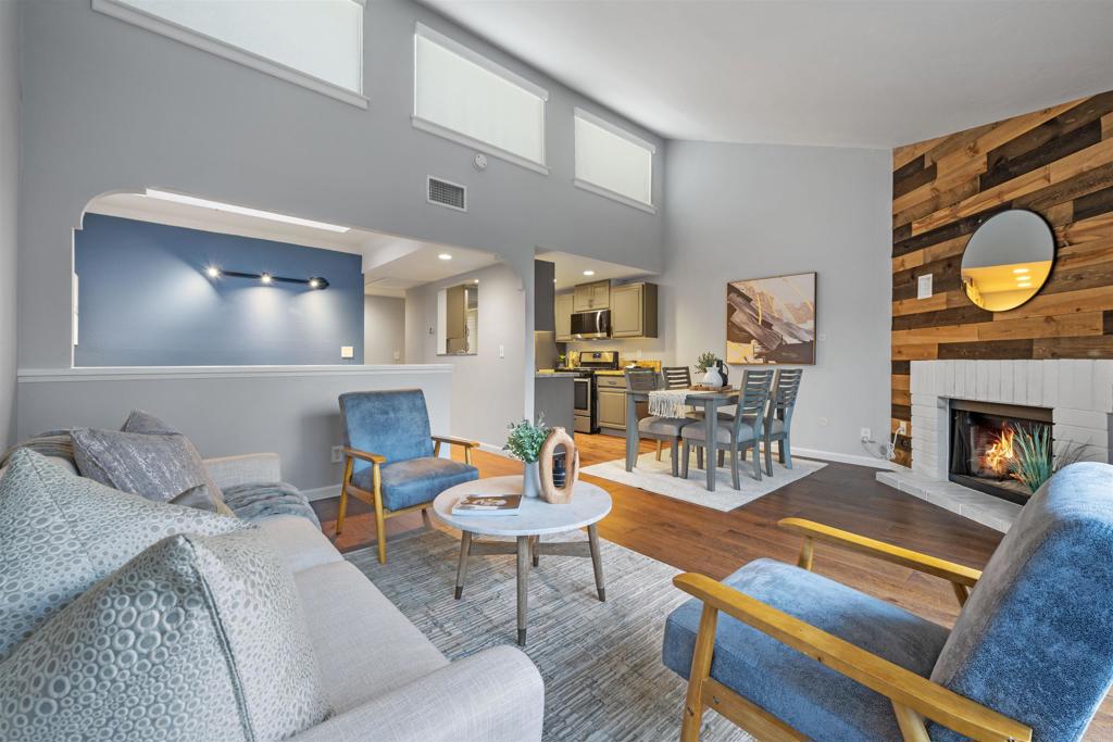 2135 E Valley Parkway #88