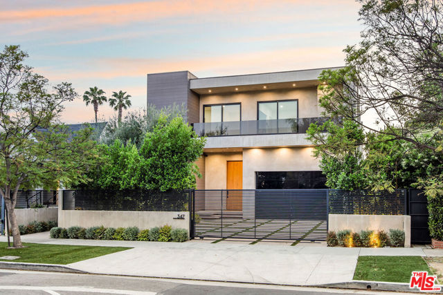 347 N Alfred Street, Los Angeles CA: https://media.crmls.org/mediaz/5e55e608-fa62-4d88-8661-70b48995e9b8.jpg