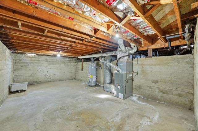 5164 Carter Avenue, San Jose CA: https://media.crmls.org/mediaz/5e570882-63cc-42c6-b4c0-c170f84bd545.jpg