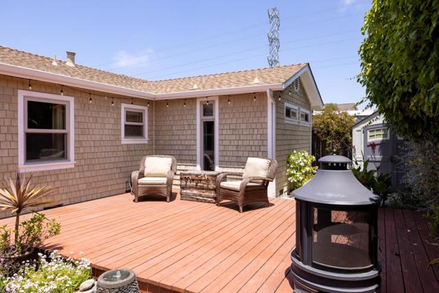 10 Boronda Way, Del Rey Oaks CA: https://media.crmls.org/mediaz/5e5717c6-40c8-40dd-b6a8-bdd687b8cdb7.jpg
