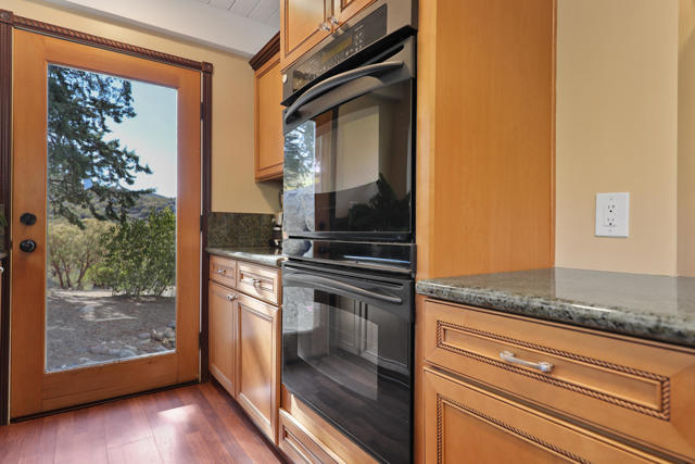 Image 12 of 47 For 67079 Ribbonwood Drive