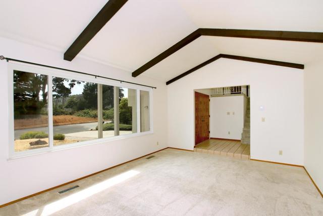 1079 Sumner Avenue, Aptos CA: https://media.crmls.org/mediaz/5e58c18d-89c4-4425-a1db-3a30620eb7ec.jpg