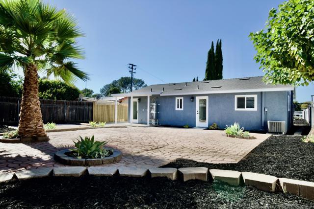 12525 Julian Avenue, Lakeside CA: https://media.crmls.org/mediaz/5e58feae-e9cc-4de1-ab96-f5ac6eba744e.jpg
