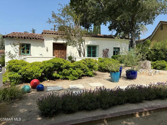 1979 Allen Avenue, Altadena CA: https://media.crmls.org/mediaz/5e599c8e-27c6-47bb-8110-81eaaf7690bf.jpg