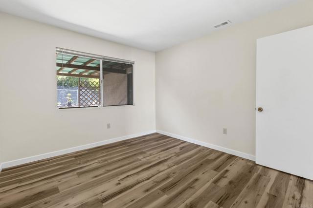 1523 Temple Heights Drive, Oceanside CA: https://media.crmls.org/mediaz/5e5aa0c3-3a0a-4e64-bc2d-4aed0358b254.jpg