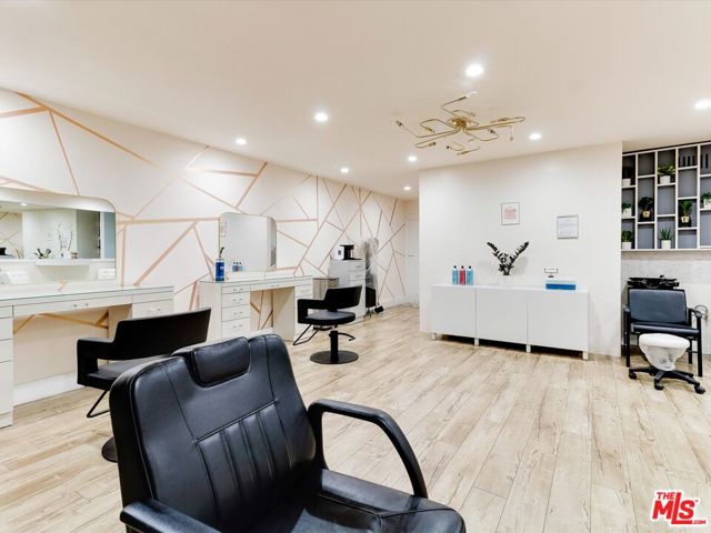  Commercial for Sale in Beverly Hills, California